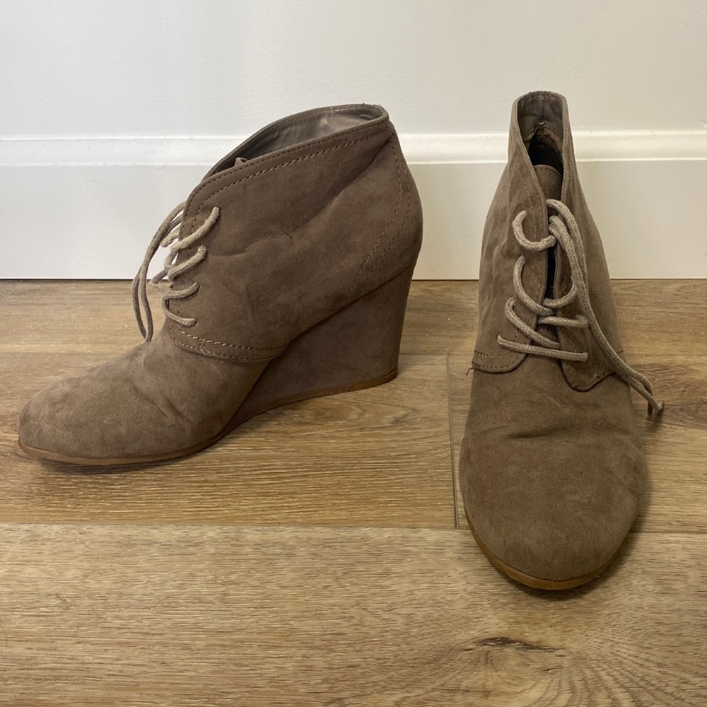 Taupe suede wedge heel bootie